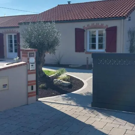 D'hote Chez Mimidid Проживание в семье Le Landreau